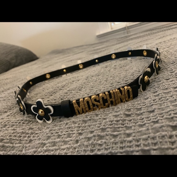 Moschino Accessories - Moschino black floral belt